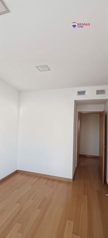 2 slaapkamer Flat te koop in La Estación, Badajoz stad - € 138.500 (Ref: 9374048)