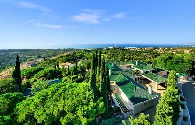 10 sypialnia Willa na sprzedaż w Río Real, Marbella z basenem garażem - 10 000 000 € (Ref: 9375339)