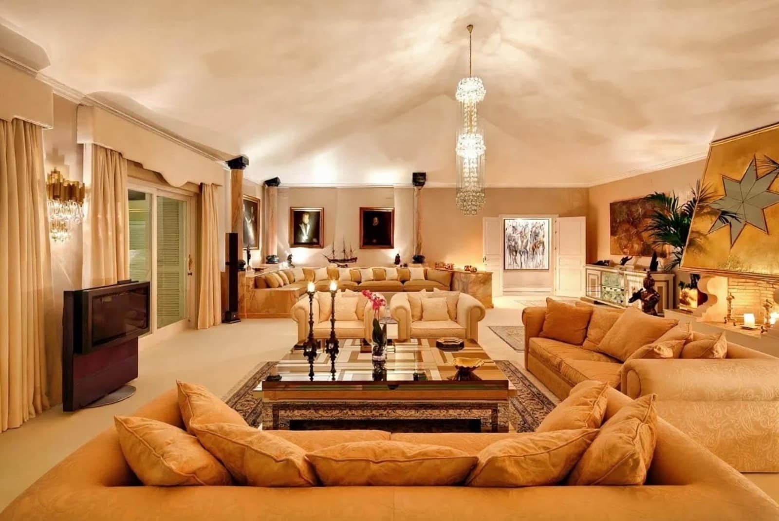 10 quarto Moradia para venda em Rio Real com piscina garagem - 10 000 000 € (Ref: 9375339)