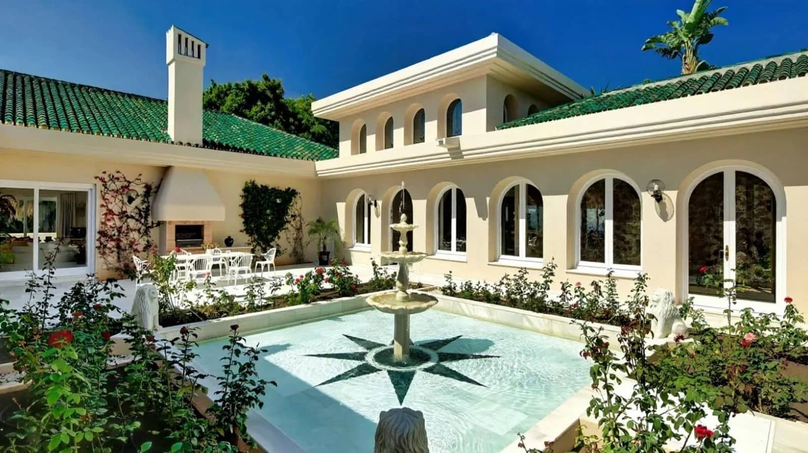 10 quarto Moradia para venda em Rio Real com piscina garagem - 10 000 000 € (Ref: 9375339)