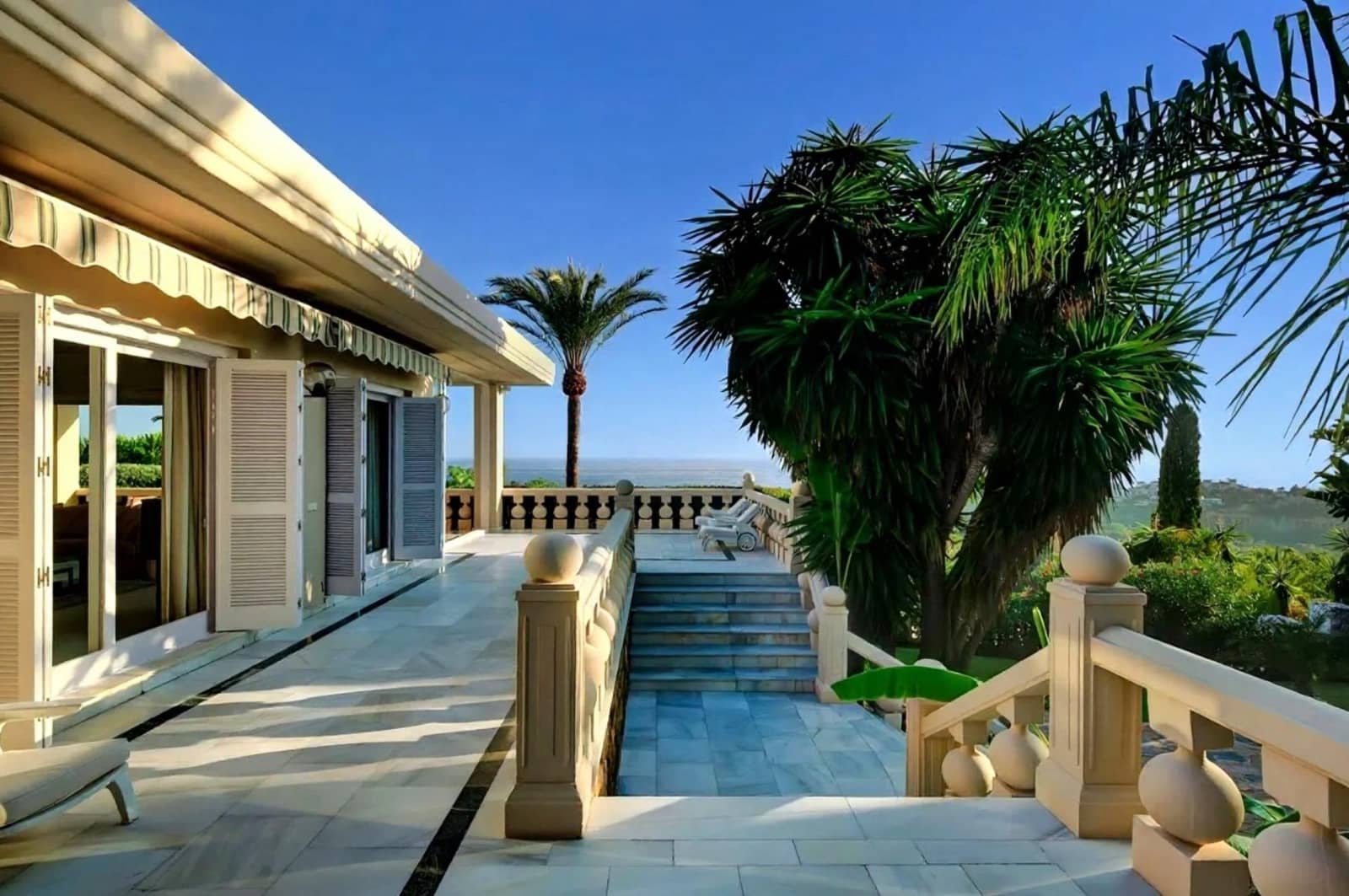 10 quarto Moradia para venda em Rio Real com piscina garagem - 10 000 000 € (Ref: 9375339)