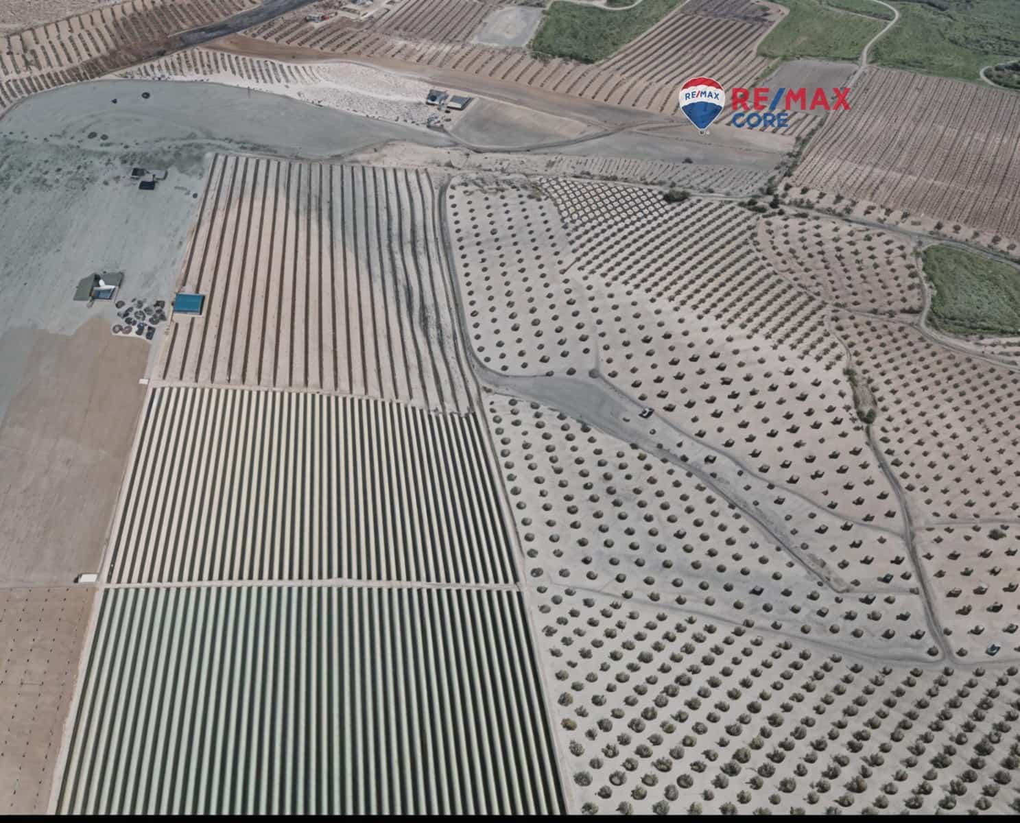 Grunde uden byggetilladelser til salg i Alange - € 339.900 (Ref: 9376772)