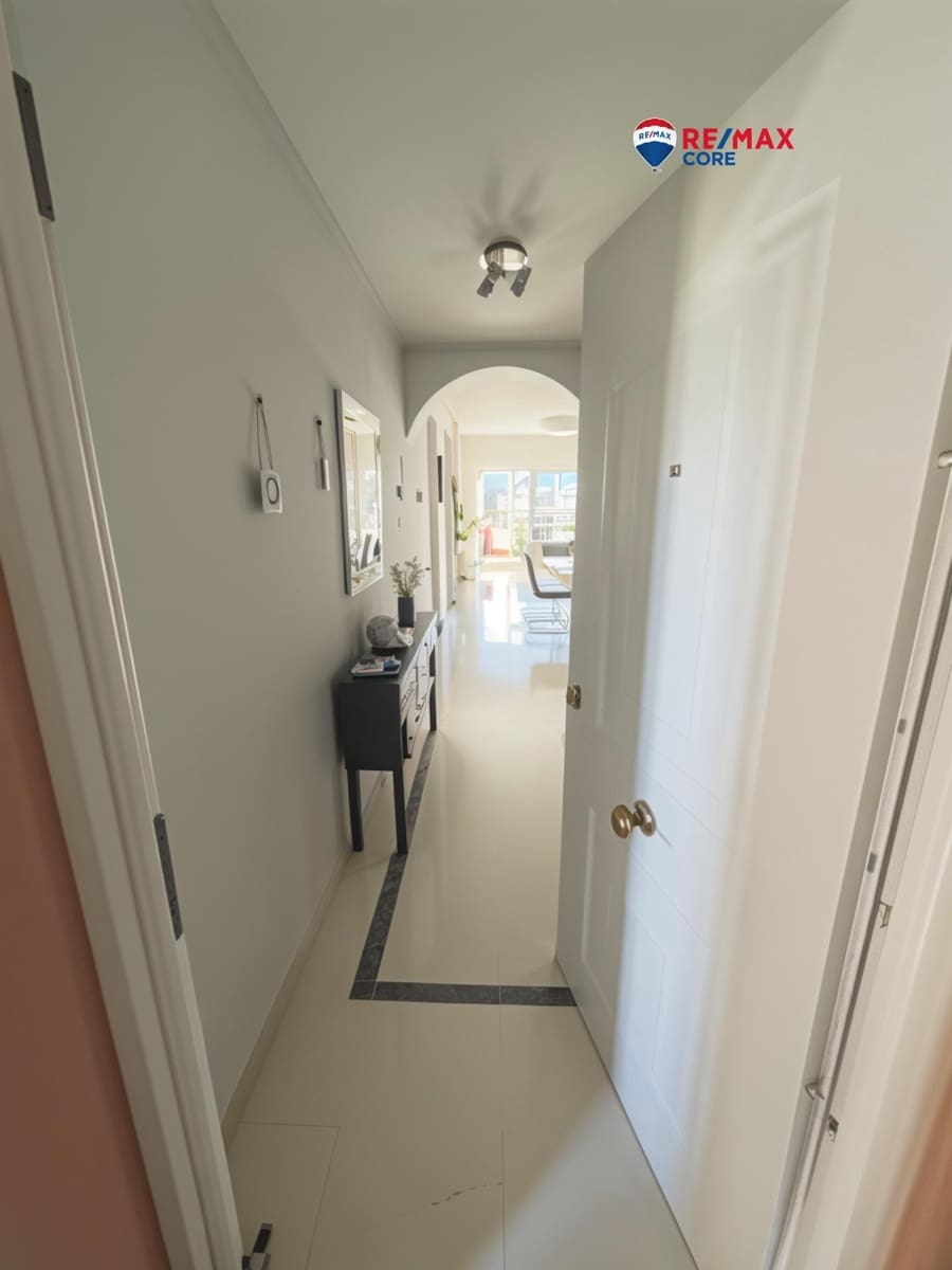 Piso de 3 habitaciones en Nueva Andalucia en venta con piscina - 469.000 € (Ref: 9393297)