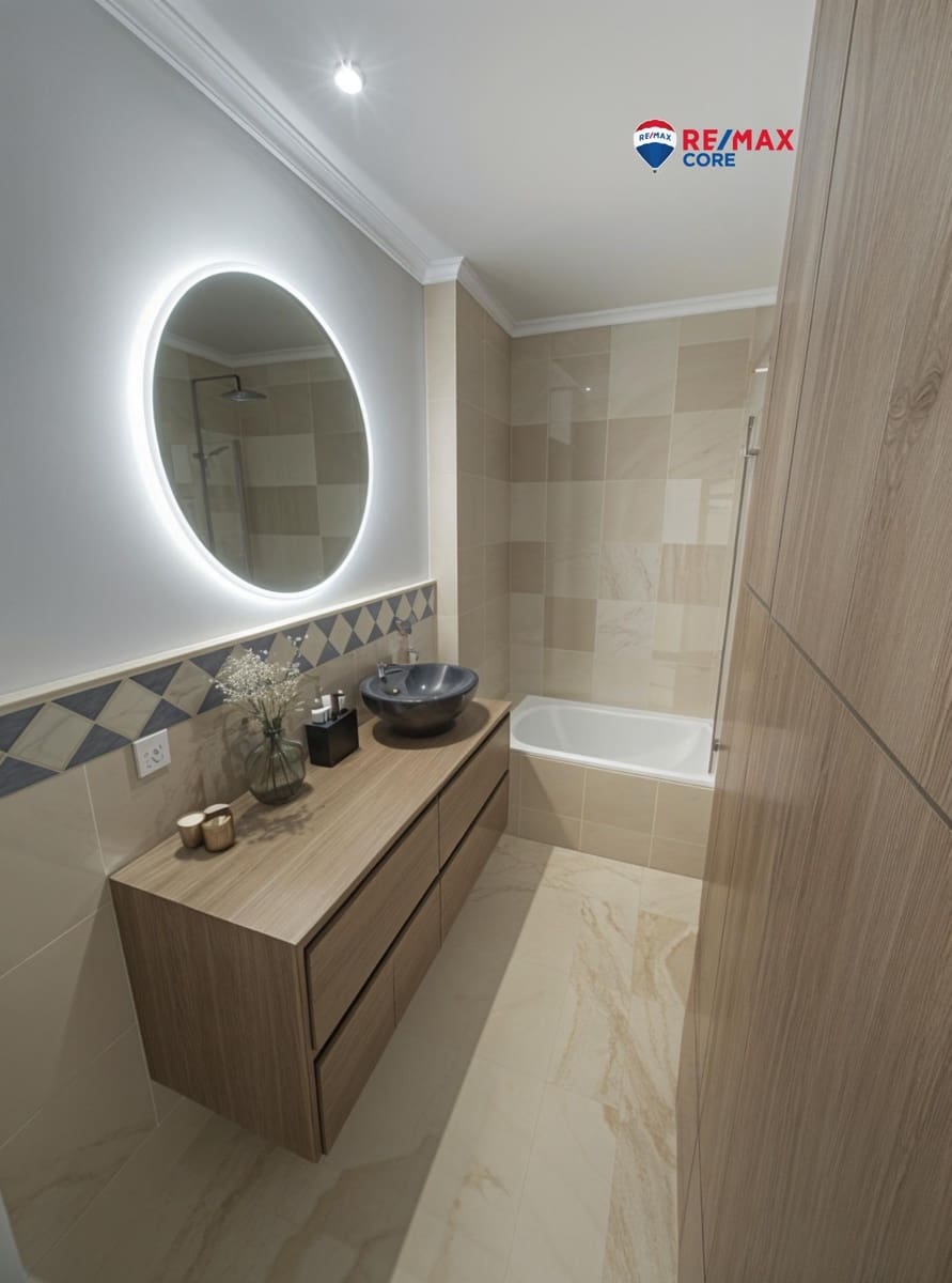 Piso de 3 habitaciones en Nueva Andalucia en venta con piscina - 469.000 € (Ref: 9393297)