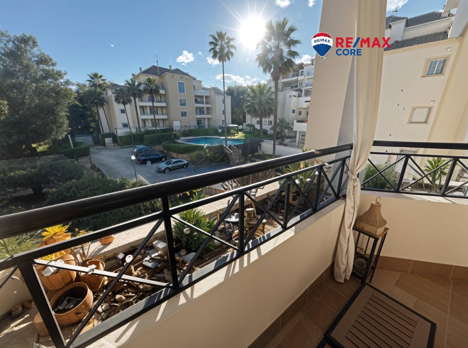 Piso de 3 habitaciones en Nueva Andalucia en venta con piscina - 469.000 € (Ref: 9393297)