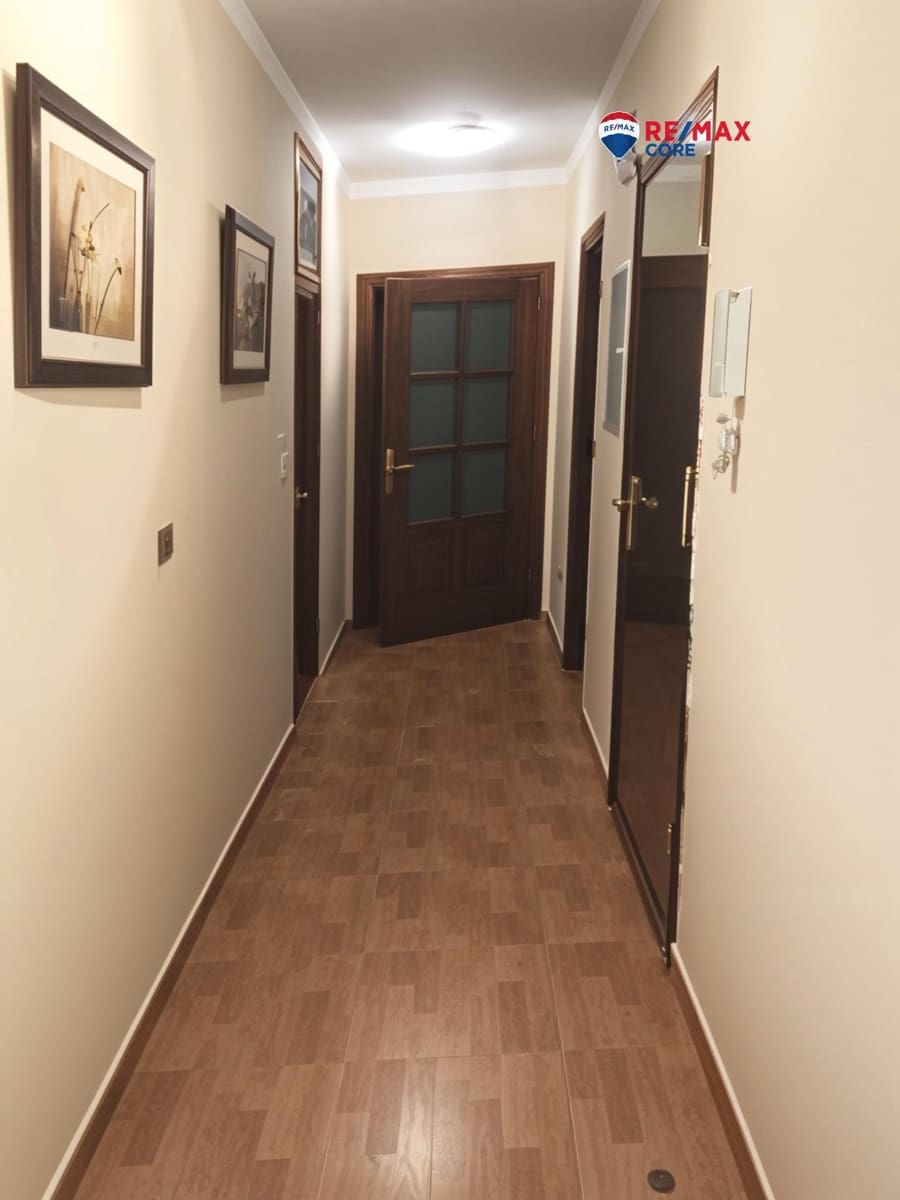 4 bedroom Flat for sale in El Puerto de Santa Maria - € 250,000 (Ref: 9393930)