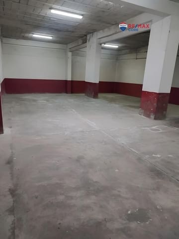Commercial for sale in Badajoz city with garage - € 120,000 (Ref: 9401046)