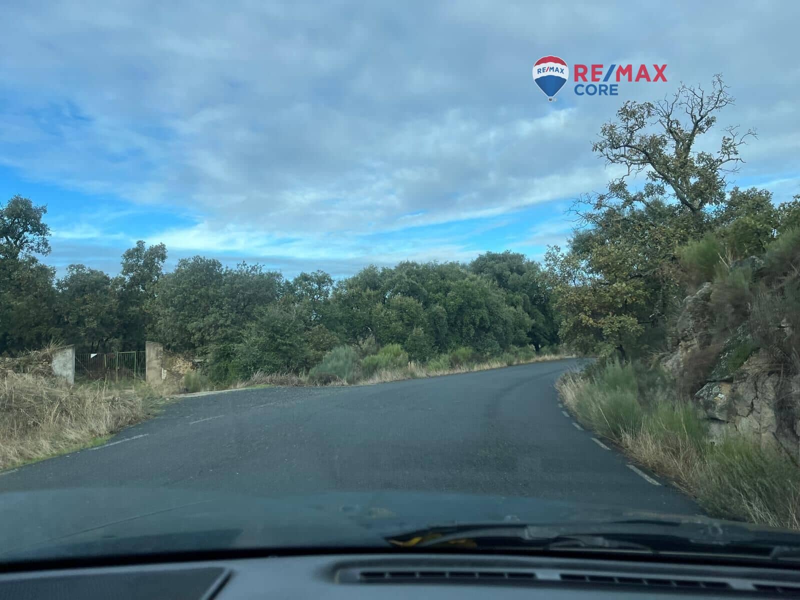 Ubebygd land til salgs i Valencia de Alcantara - € 192 000 (Ref: 9401047)