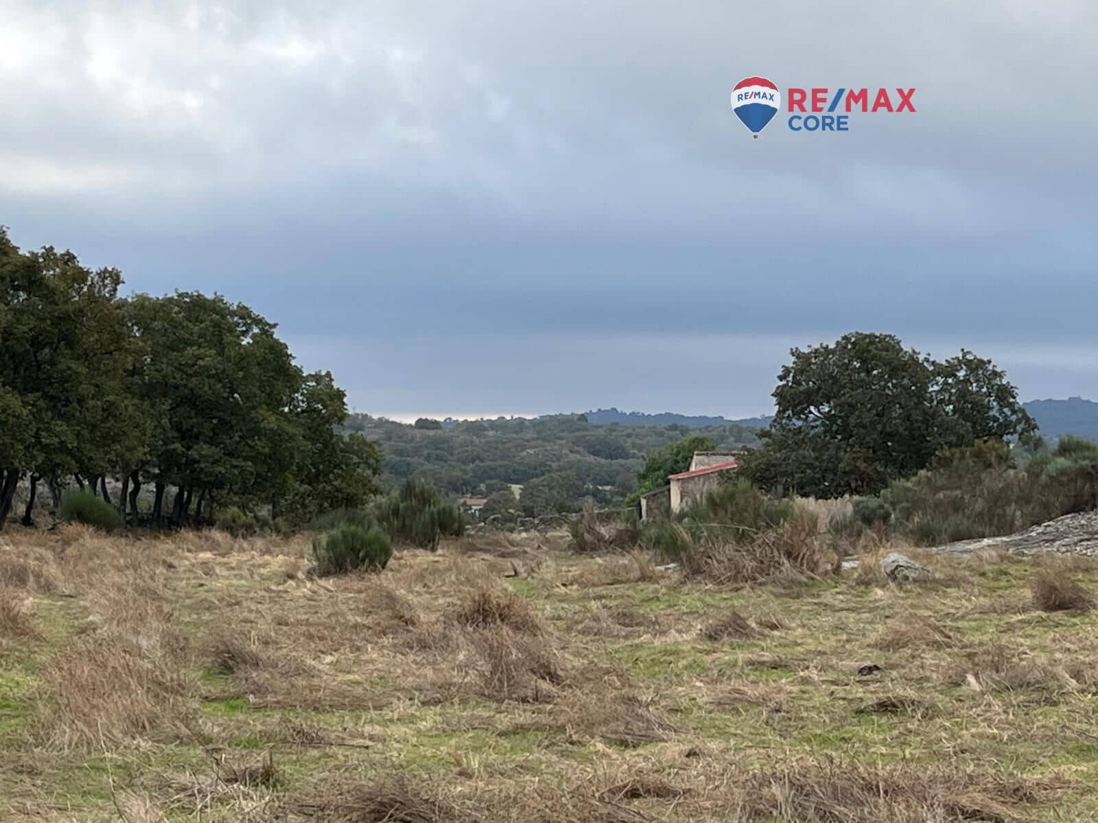 Ubebygd land til salgs i Valencia de Alcantara - € 192 000 (Ref: 9401047)