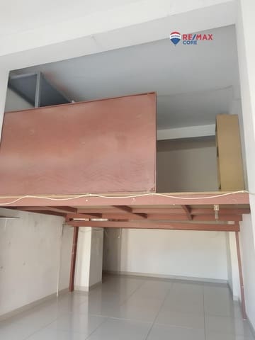 Garage till salu i Badajoz stad - 63 500 € (Ref: 9401048)