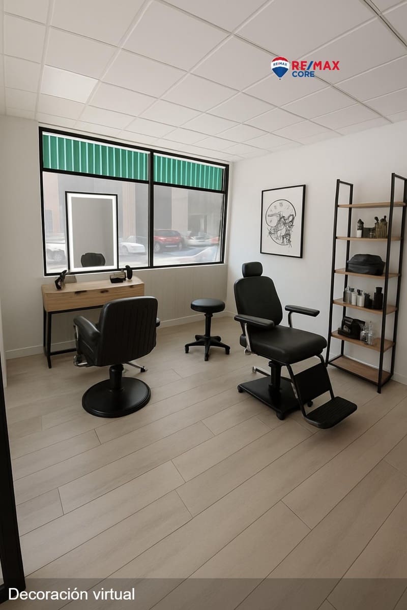 Kommersiell til salgs i Caceres by - € 70 000 (Ref: 9424449)