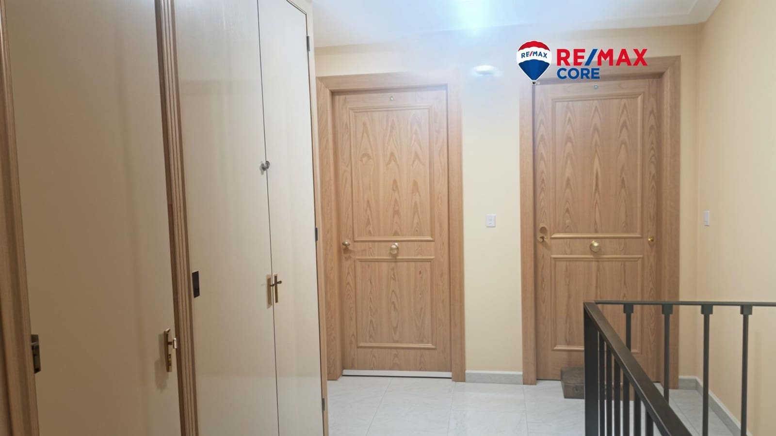 2 bedroom Flat for sale in Navalmoral de la Mata - € 90,000 (Ref: 9431073)