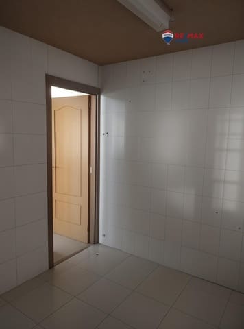 Commercial for sale in Cáceres city - € 50,000 (Ref: 9433408)