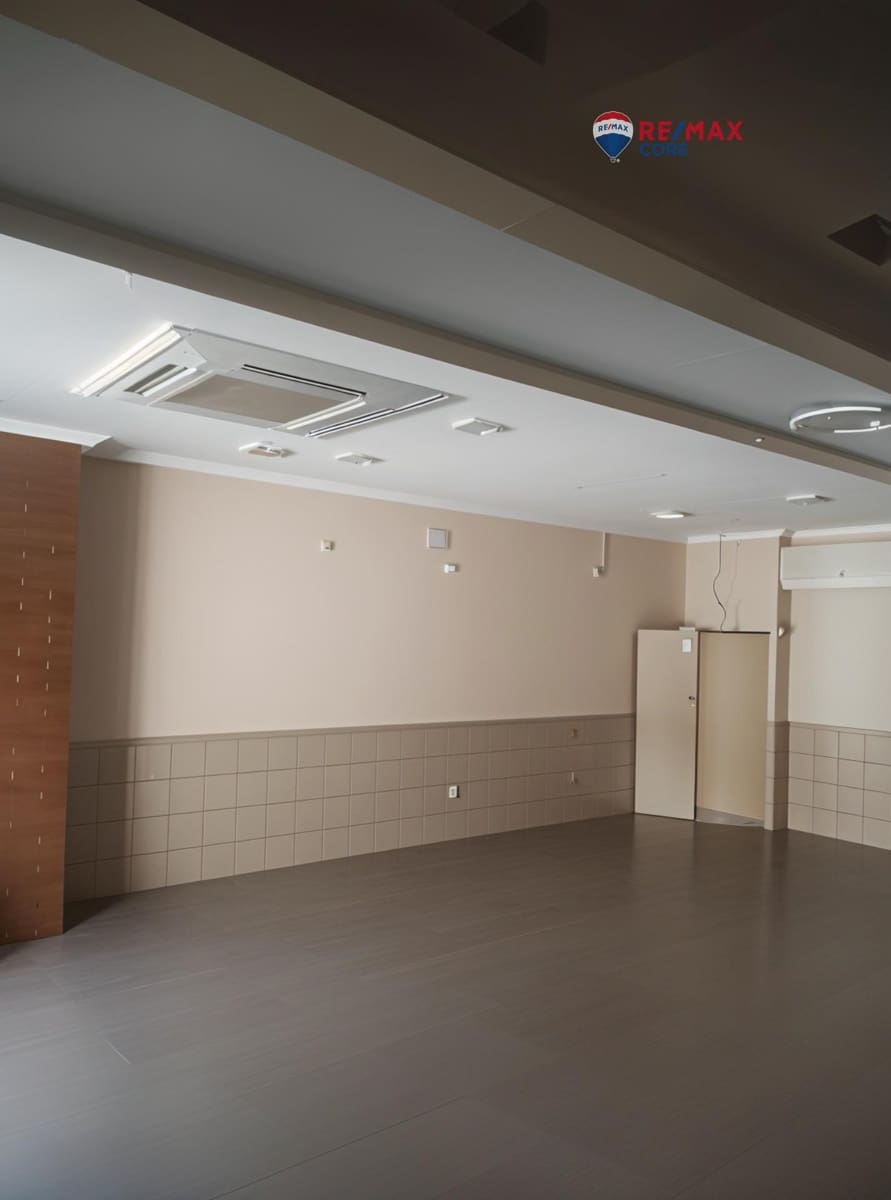 Local Commercial à vendre à Caceres ville - 50 000 € (Ref: 9433408)