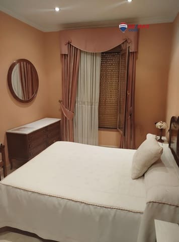 6 bedroom Townhouse for sale in Guareña - € 175,000 (Ref: 9436257)