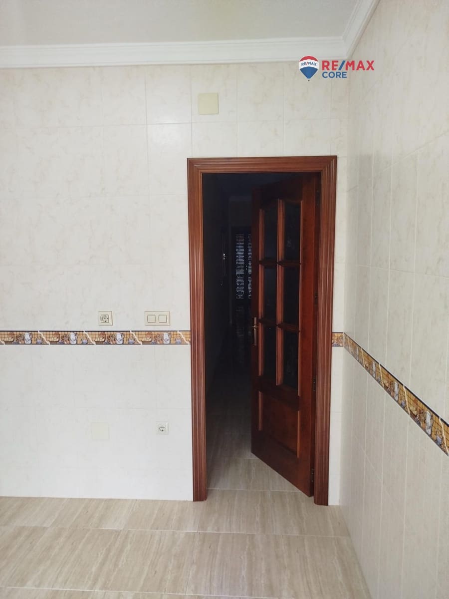 6 makuuhuone Omakotitalo myytävänä paikassa Guarena - 175 000 € (Ref: 9436257)