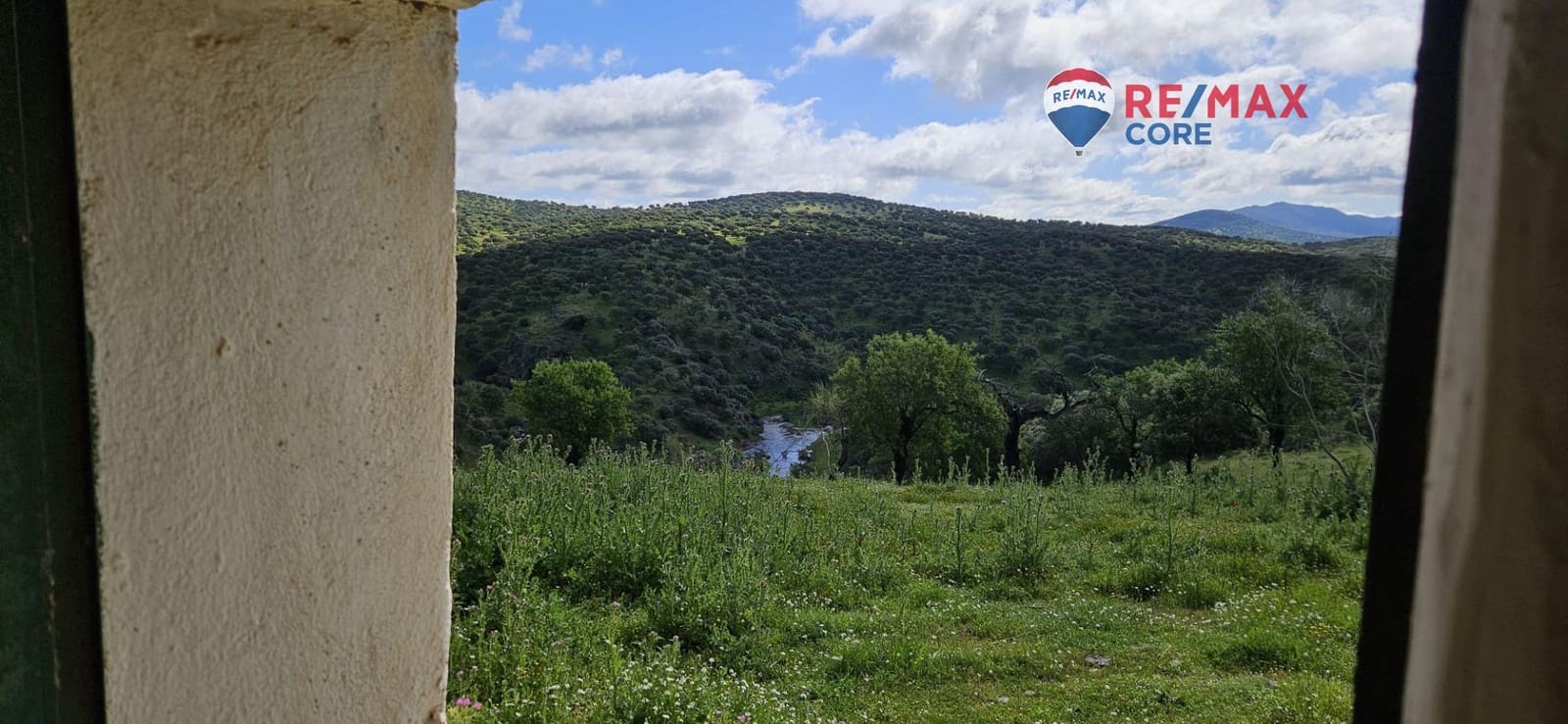 Teren niezagospodarowany na sprzedaż w Siruela - 125 000 € (Ref: 9437819)