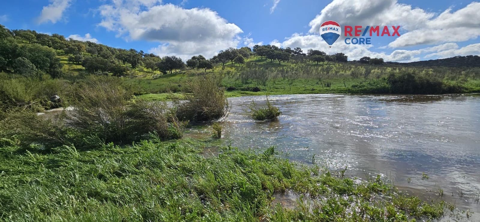 Teren niezagospodarowany na sprzedaż w Siruela - 125 000 € (Ref: 9437819)