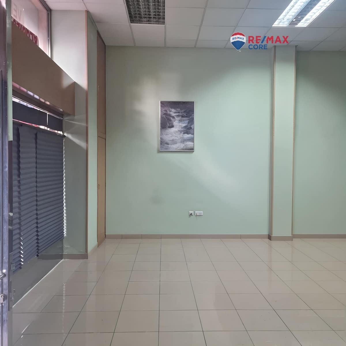 Commercieel te koop in Badajoz stad - € 145.000 (Ref: 9441899)