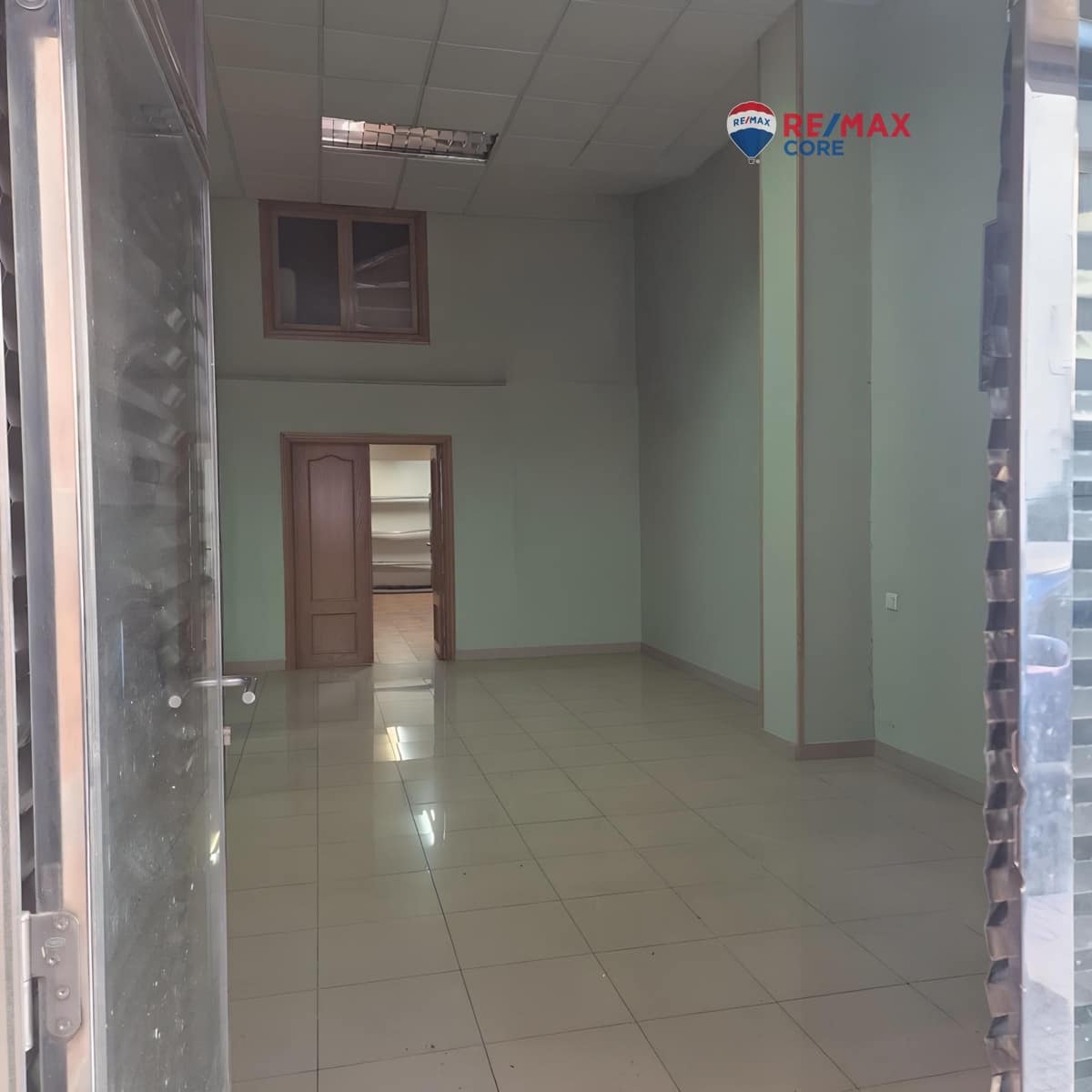 Commercieel te koop in Badajoz stad - € 145.000 (Ref: 9441899)