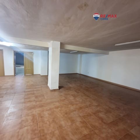 Kommersiell til salgs i Badajoz by - € 145 000 (Ref: 9441899)