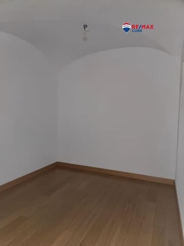 5 soveværelse Lejlighed til salg i Cáceres by - € 95.000 (Ref: 9441900)