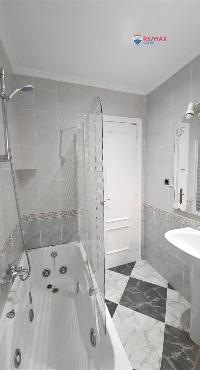 2 bedroom Flat for sale in Badajoz city - € 79,950 (Ref: 9446337)