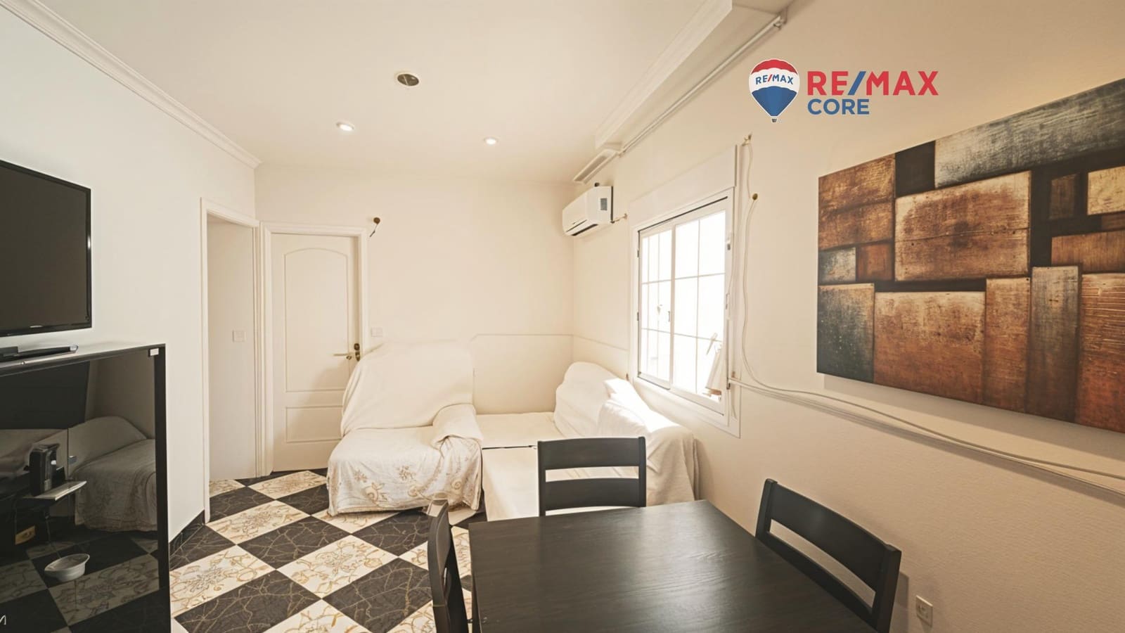 2 bedroom Flat for sale in Badajoz city - € 79,950 (Ref: 9446337)