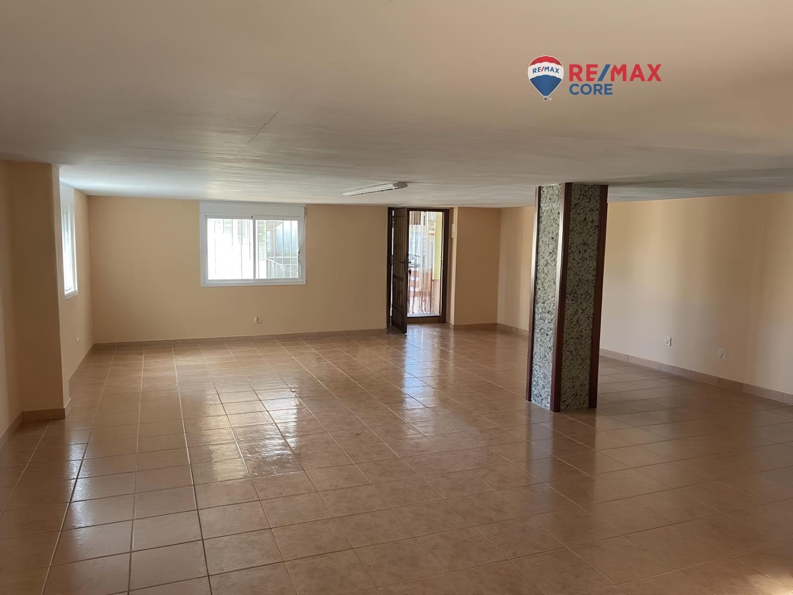 5 sovrum Villa till salu i Almendralejo med pool garage - 283 500 € (Ref: 9449187)