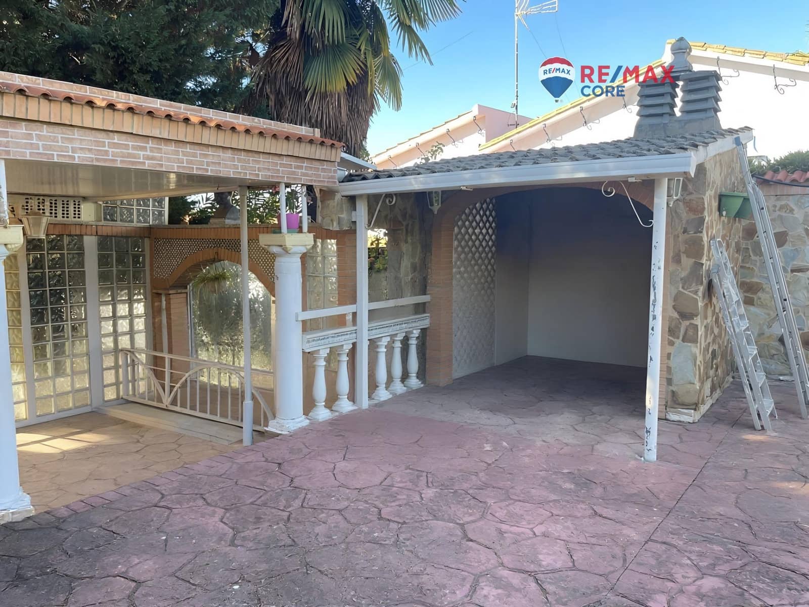 5 sovrum Villa till salu i Almendralejo med pool garage - 283 500 € (Ref: 9449187)