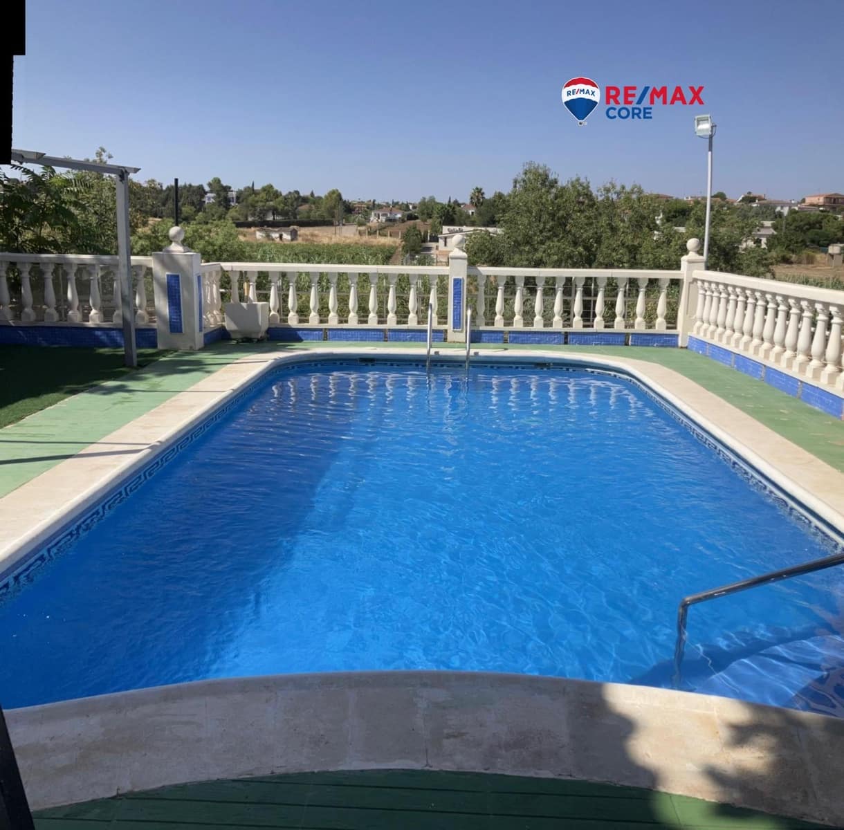 5 quarto Moradia para venda em Almendralejo com piscina garagem - 283 500 € (Ref: 9449187)