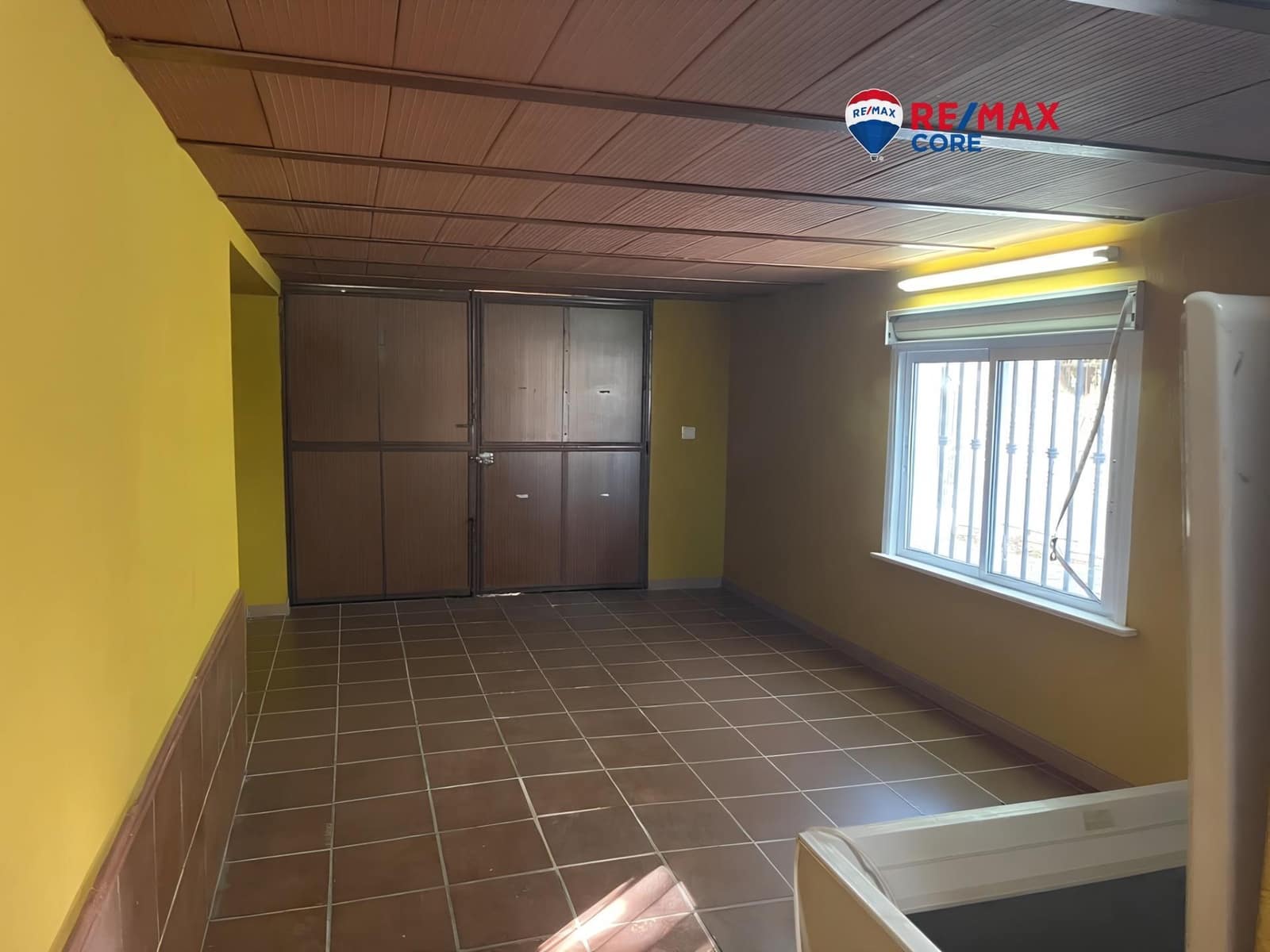 Chalet de 5 habitaciones en Almendralejo en venta con piscina garaje - 283.500 € (Ref: 9449187)