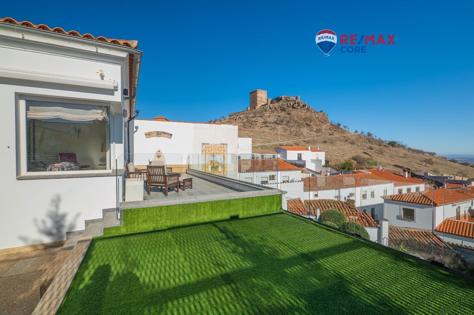 6 soverom Villa til salgs i Feria med svømmebasseng garasje - € 453 200 (Ref: 9450884)