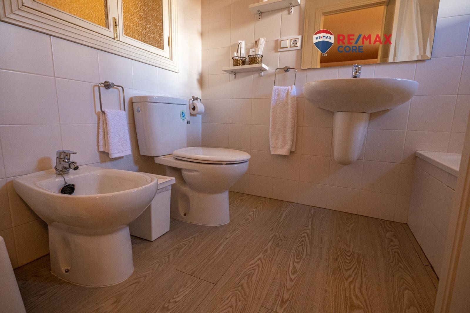 6 soverom Villa til salgs i Feria med svømmebasseng garasje - € 453 200 (Ref: 9450884)