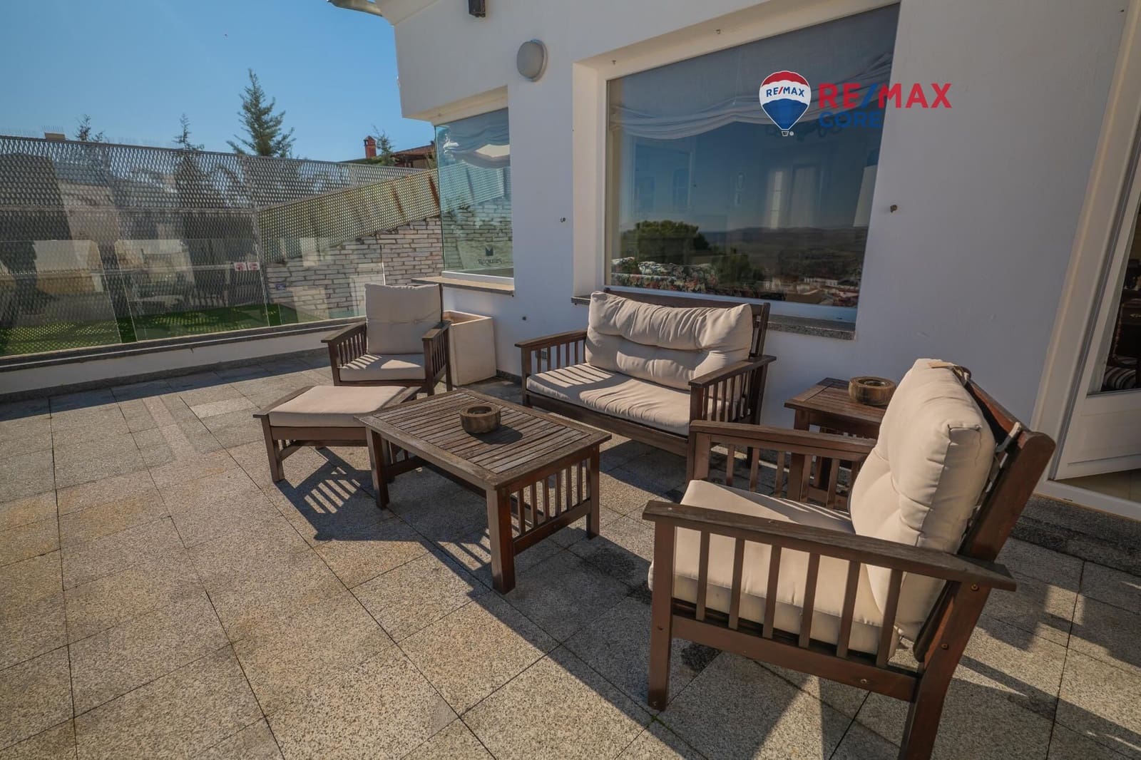 6 soverom Villa til salgs i Feria med svømmebasseng garasje - € 453 200 (Ref: 9450884)