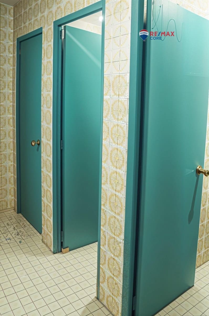 Toimisto myytävänä paikassa Badajoz kaupunki - 43 500 € (Ref: 9452128)