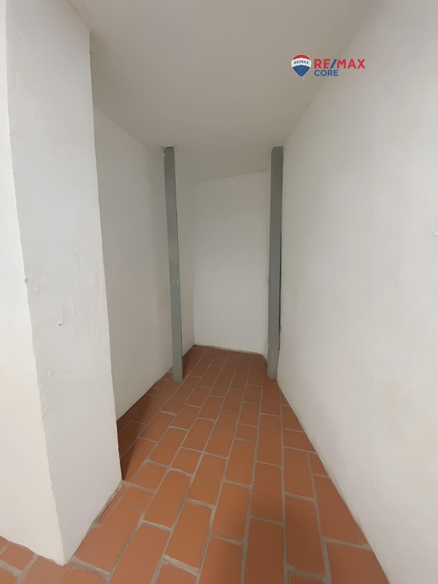 Commerciale in vendita in Caceres citta - 165.000 € (Rif: 9452783)