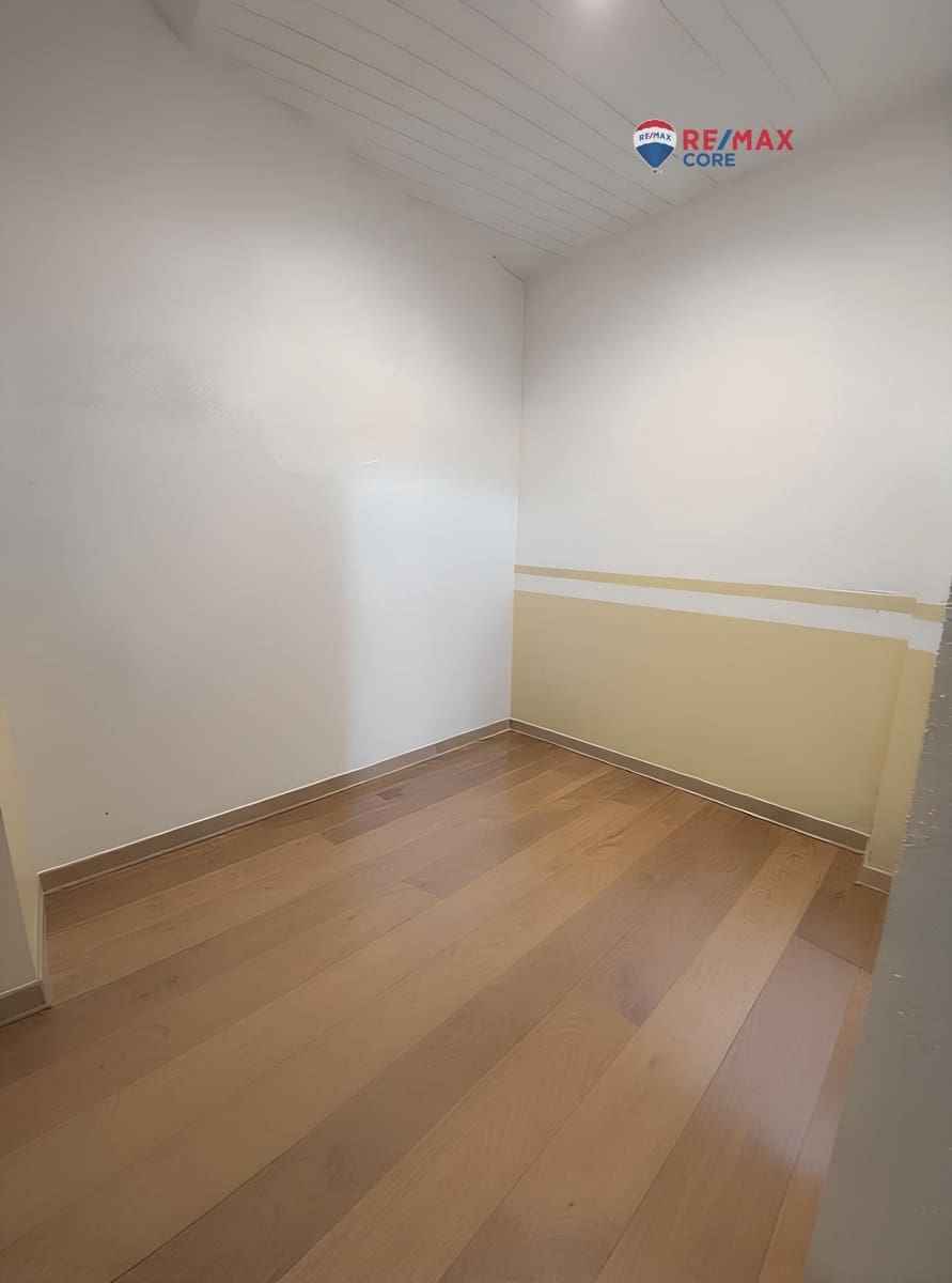 Commerciale in vendita in Caceres citta - 165.000 € (Rif: 9452783)