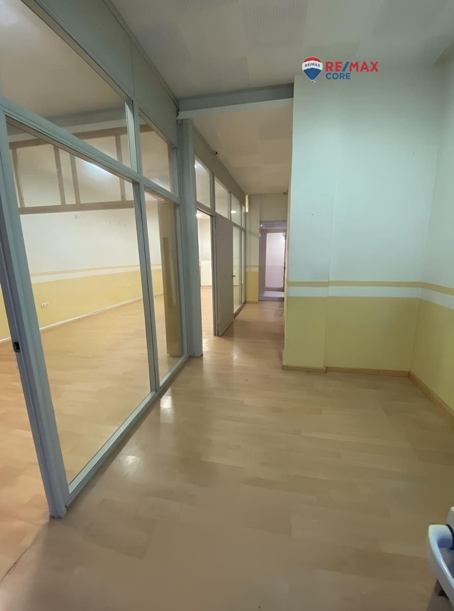 Commerciale in vendita in Caceres citta - 165.000 € (Rif: 9452783)