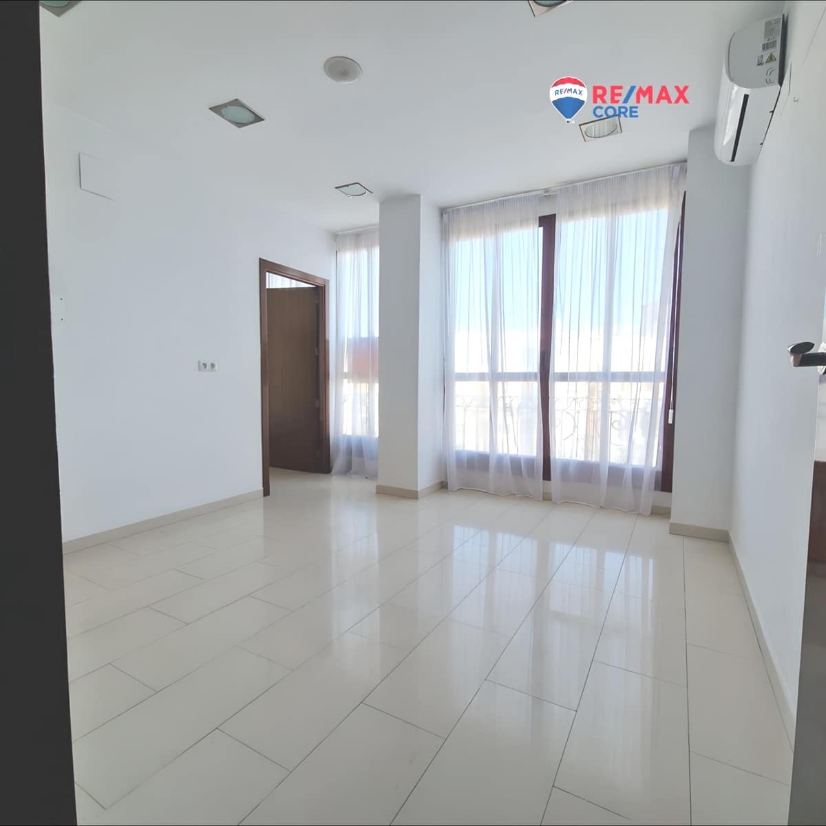 Erhverv til salg i Olivenza - € 178.000 (Ref: 9456268)