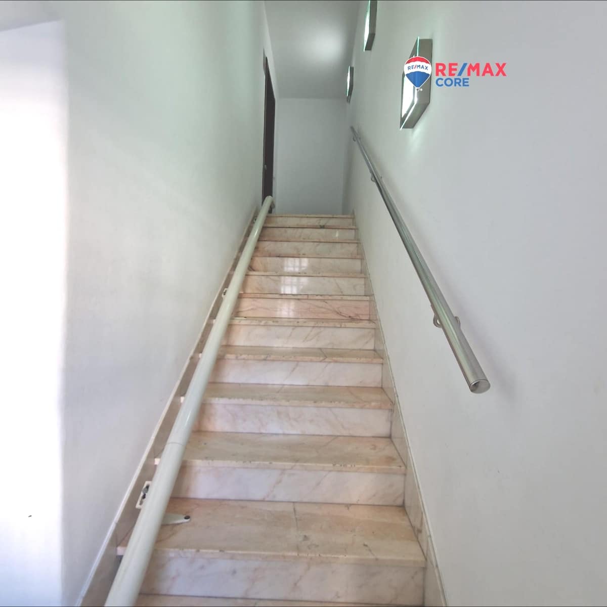 Erhverv til salg i Olivenza - € 178.000 (Ref: 9456268)