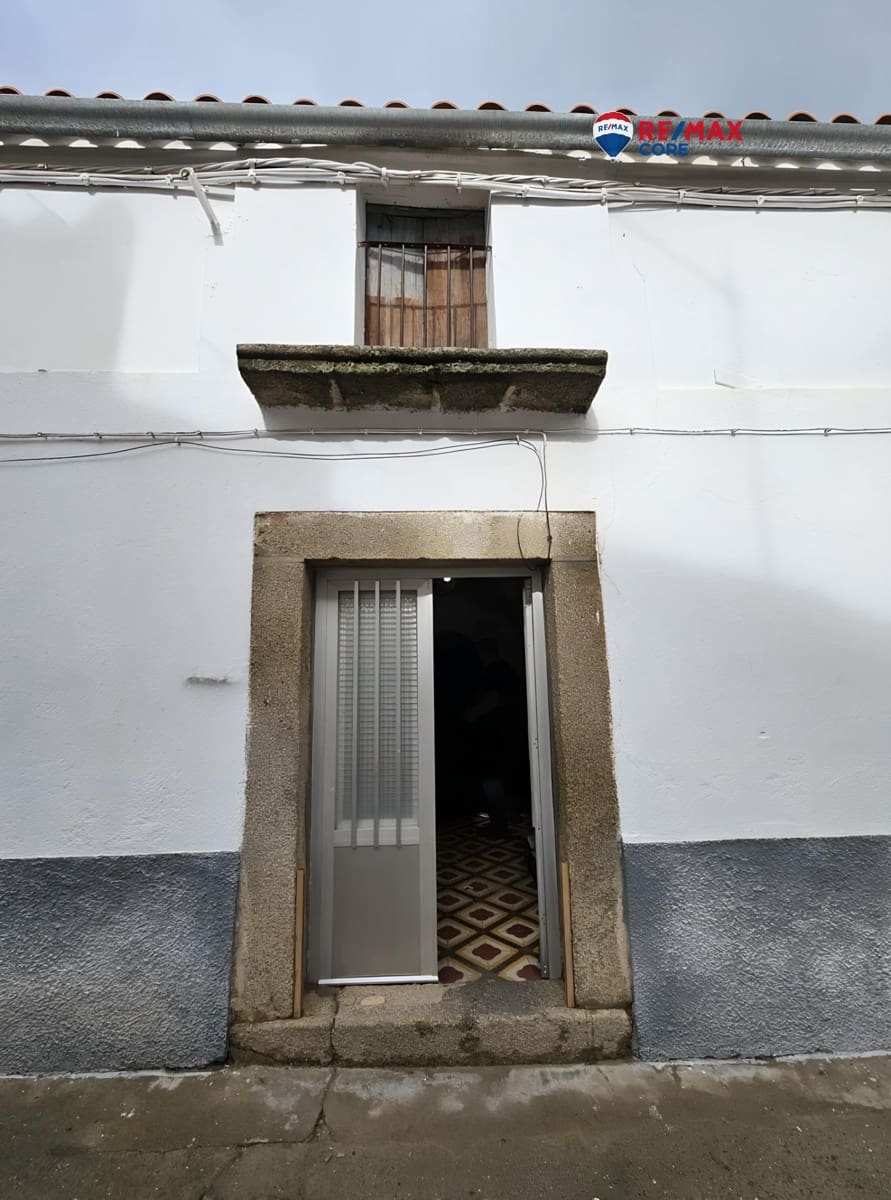 5 quarto Casa em Banda para venda em Almoharin - 98 000 € (Ref: 9456270)