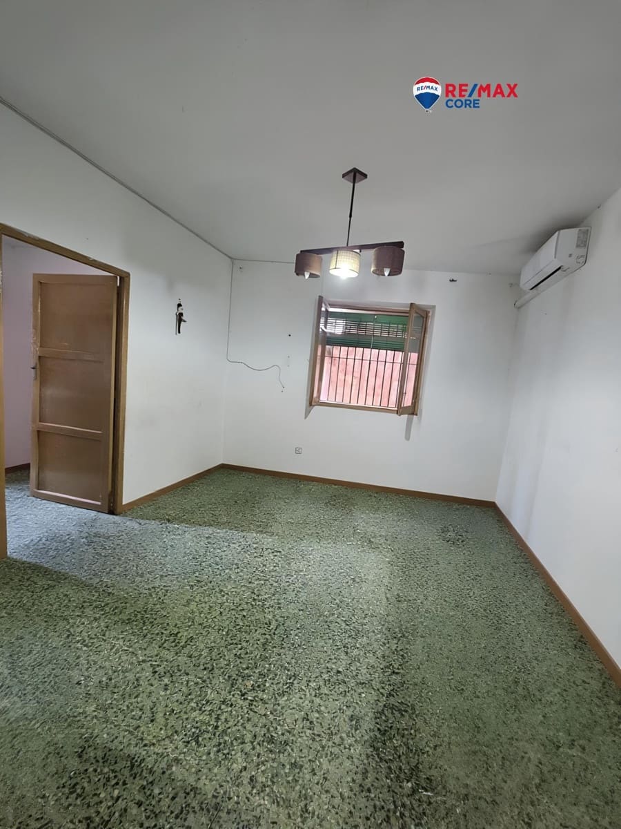 5 quarto Casa em Banda para venda em Almoharin - 98 000 € (Ref: 9456270)