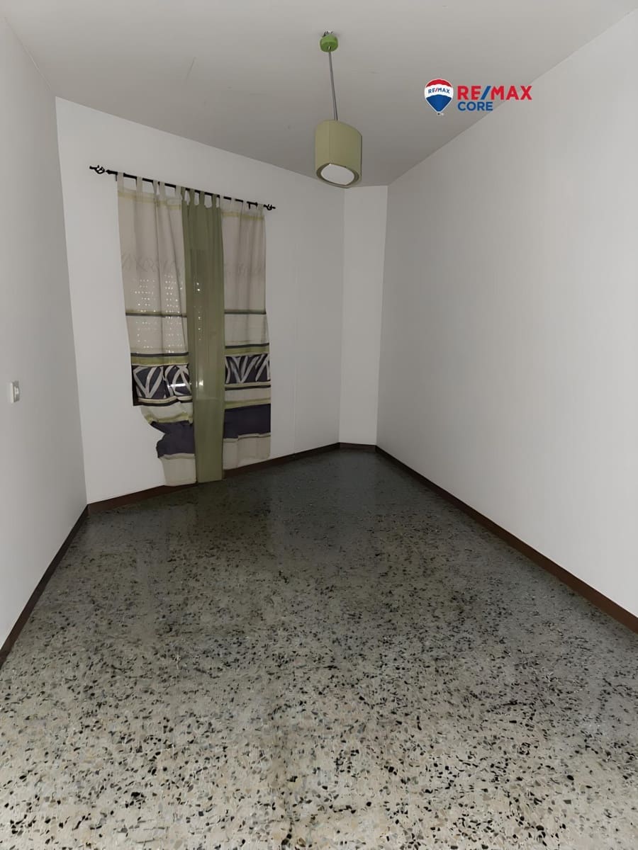 5 quarto Casa em Banda para venda em Almoharin - 98 000 € (Ref: 9456270)