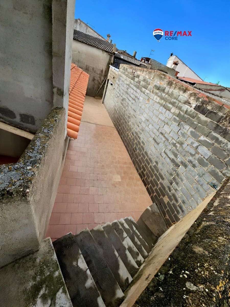 5 quarto Casa em Banda para venda em Almoharin - 98 000 € (Ref: 9456270)