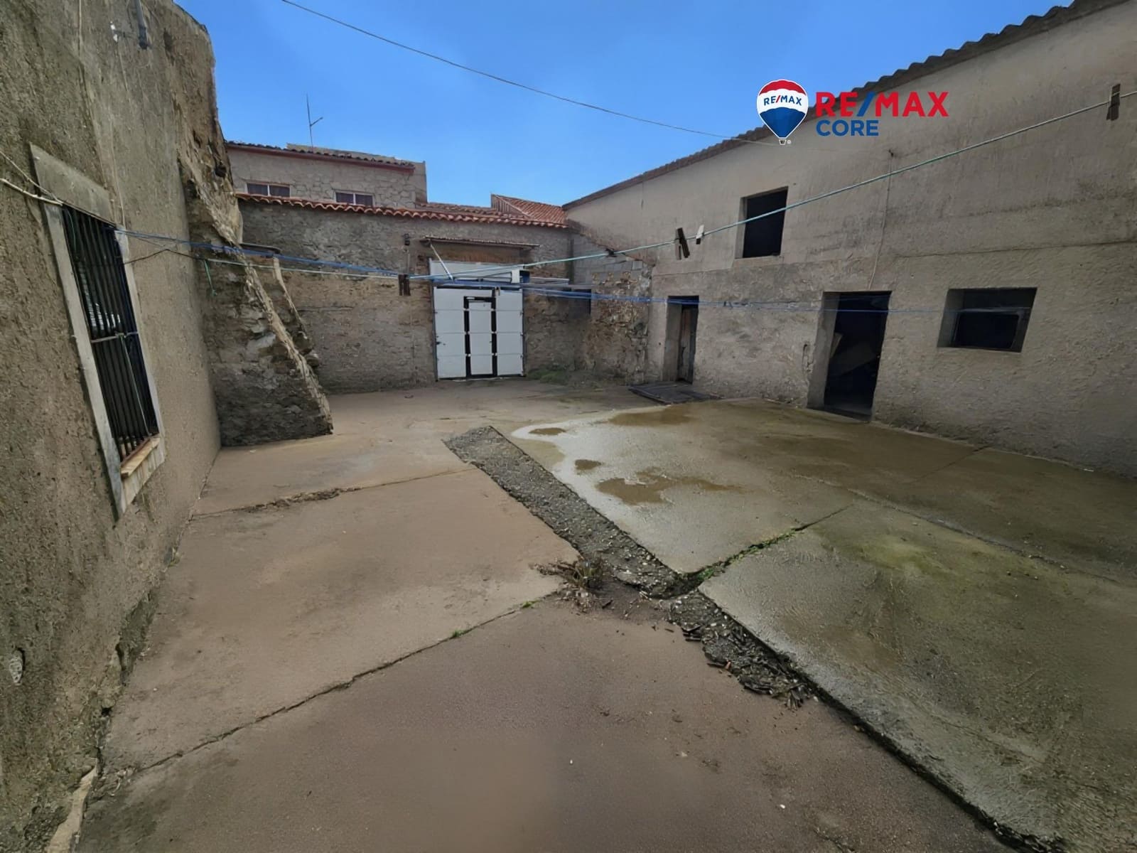 5 quarto Casa em Banda para venda em Almoharin - 98 000 € (Ref: 9456270)