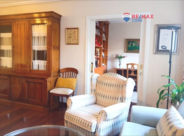 4 chambre Appartement à vendre à Badajoz ville avec garage - 269 000 € (Ref: 9465761)