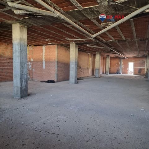 Kommersiell til salgs i Badajoz by - € 140 000 (Ref: 9474199)