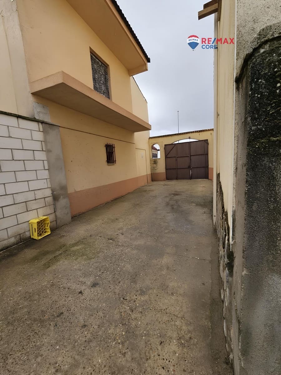 3 slaapkamer Huis te koop in Almoharin - € 180.000 (Ref: 9474200)