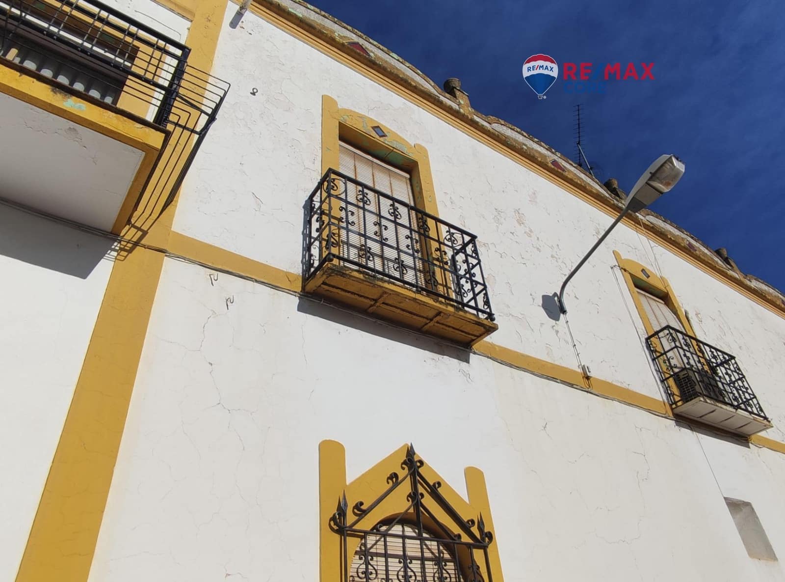 8 bedroom Villa for sale in Zafra with pool garage - € 1,950,000 (Ref: 9494622)